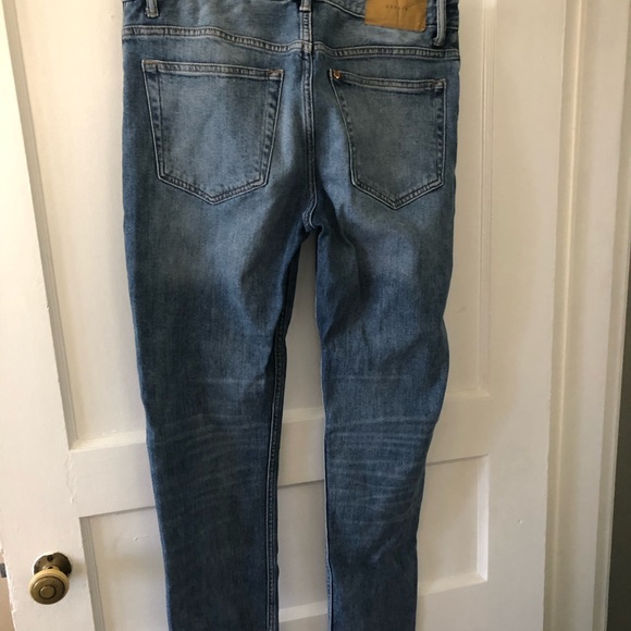 Straight leg jeans - Picture 2 of 3